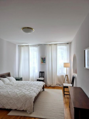 Airy & spacious apartment